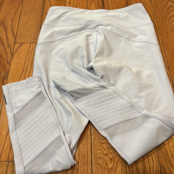 Mondetta Leggings Womens Medium light purple Skinny Breathable Yoga Gym Workout - Picture 5 of 5